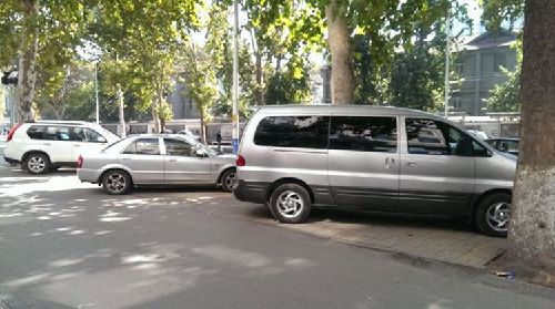 違章停車被拖壞，就該自認(rèn)倒霉？告訴車主如何獲得賠償